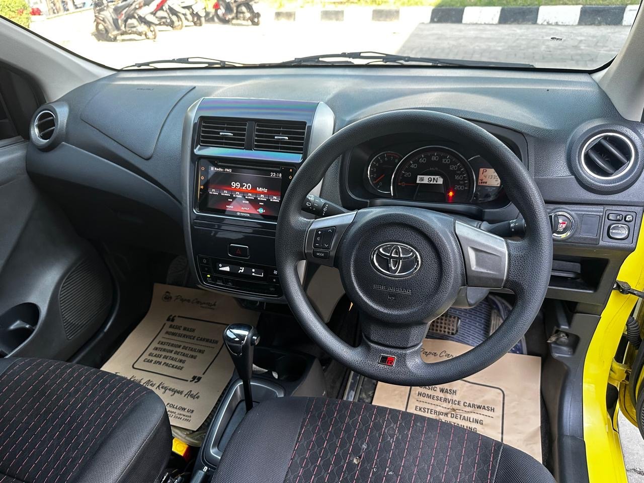 Foto Bagian Dashboard Mobil