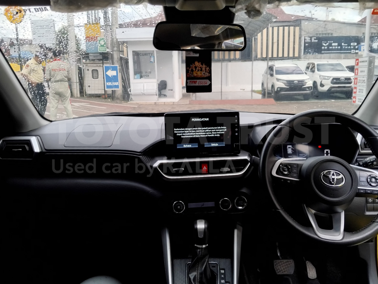 Foto Bagian Dashboard Mobil