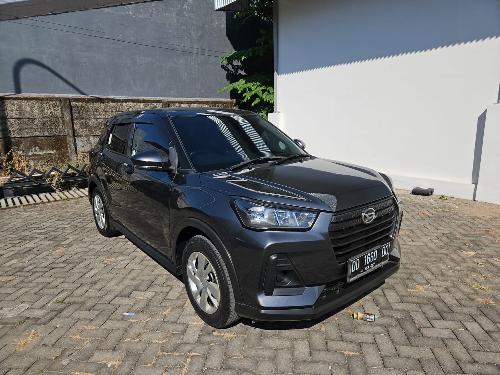 Foto Bagian Kanan Mobil